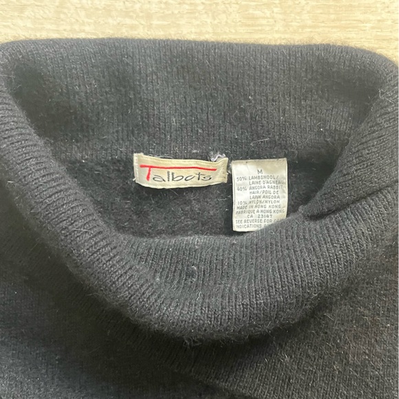 Talbots Black Angora & Lambswool Pullover Timeless Classic Sweater size M - Picture 5 of 8